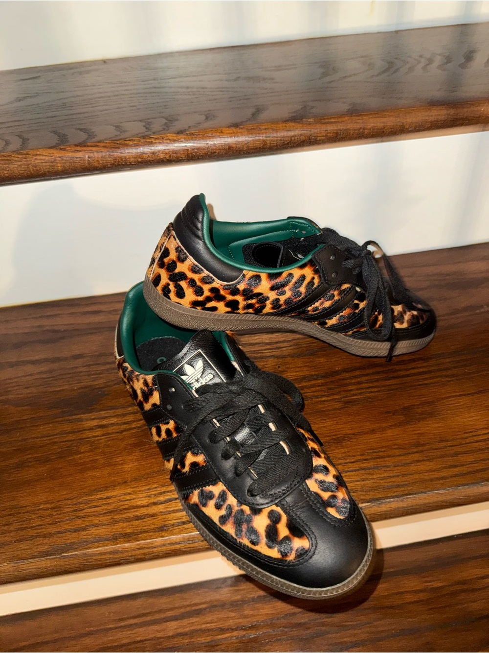 Adidas Samba OG Leopard Pony Hair Sneakers – Women’s US 8 - Picture 8 of 8